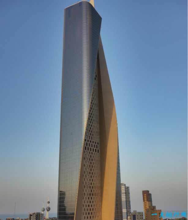 世界十大最壮观的摩天大楼：库姆特市阿尔哈姆拉塔