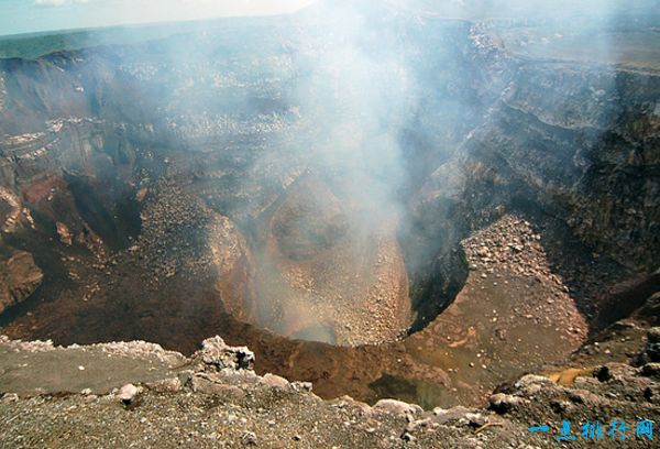 马萨亚火山