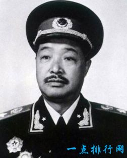 贺龙（1896-1969）湖南桑植人 