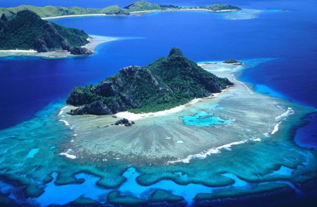 【图】世界十大最美岛屿 让人流连忘返的旅游胜地!