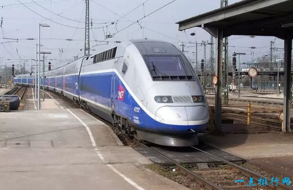 法国Alstom Euroduplex高速列车 每小时320公里