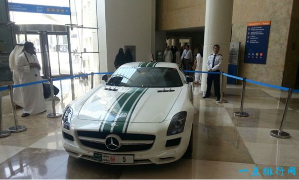 奔驰SLS AMG