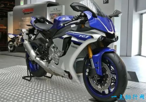 雅马哈YZF R1，299Km/h