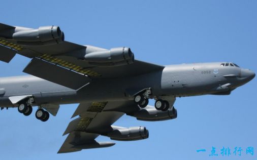 B-52轰炸机