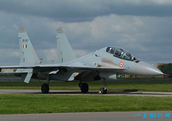 SU-30MKI战斗机